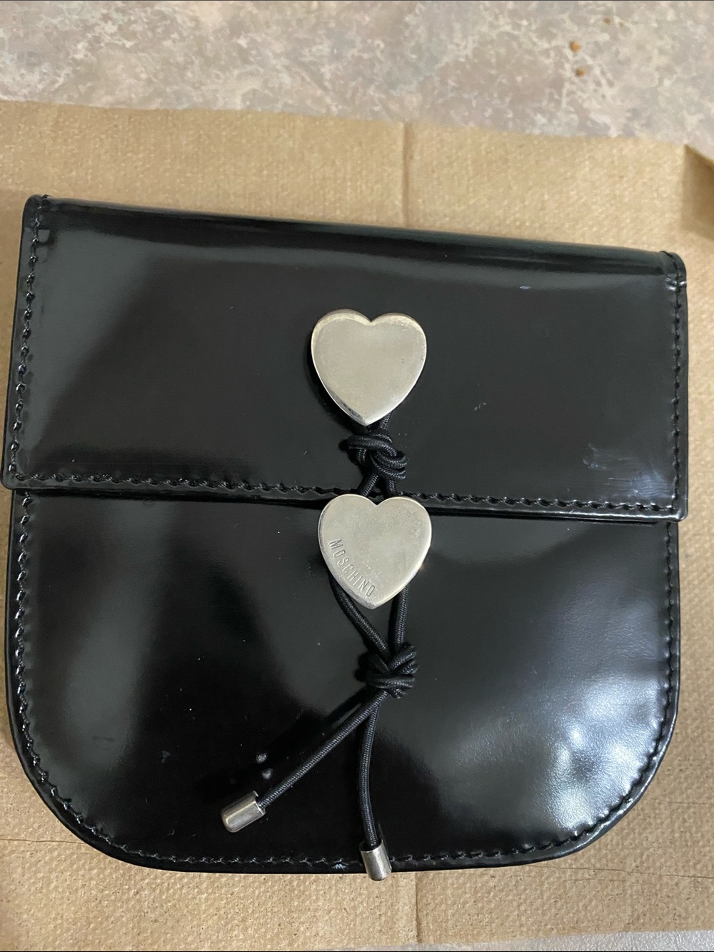 Pre-owned Moschino Leather Double Heart Pull Drawstring Closure